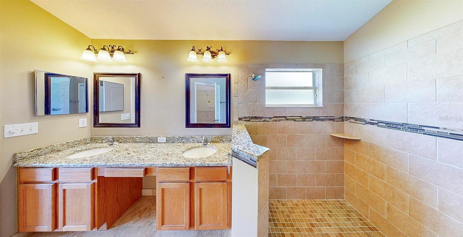 Image 20 of 32 For 6109 Gentle Ben Circle