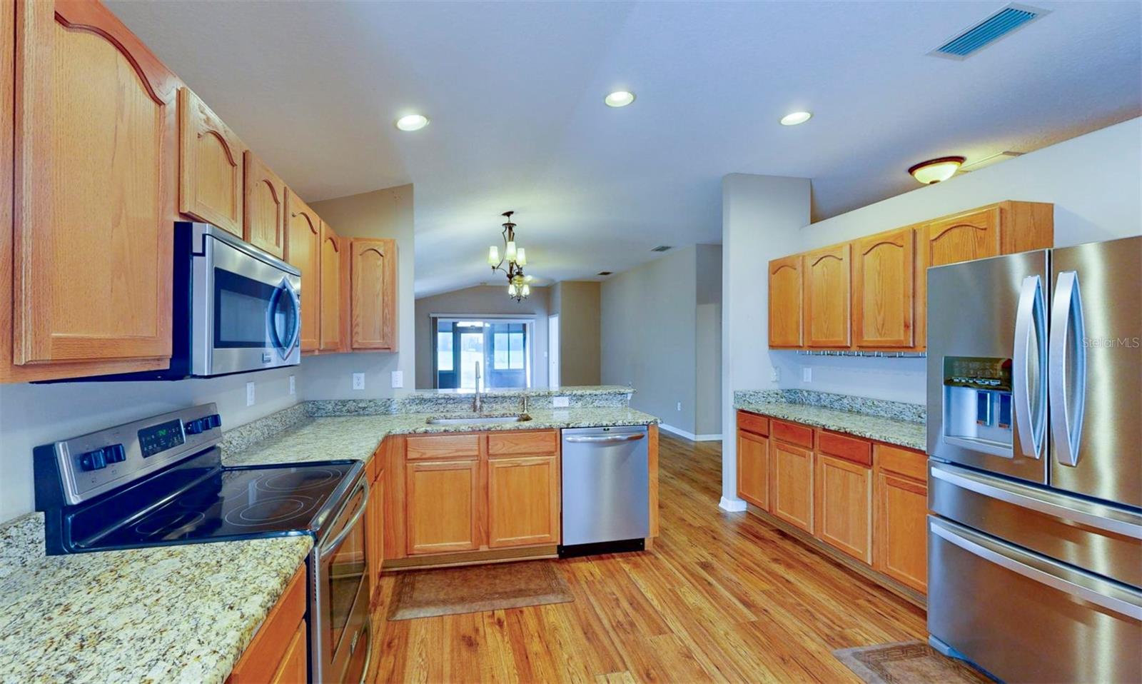 Image 7 of 32 For 6109 Gentle Ben Circle