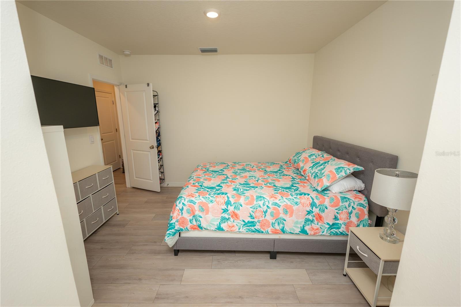 Image 57 of 69 For 2994 Suncoast Plains