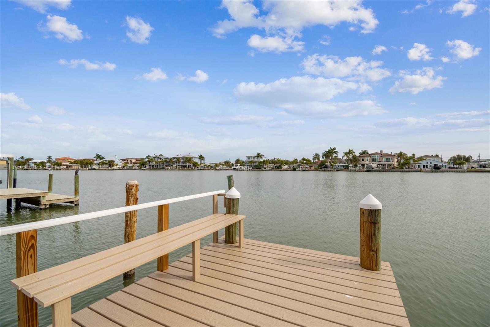 Image 47 of 66 For 2411 Bay Boulevard 3