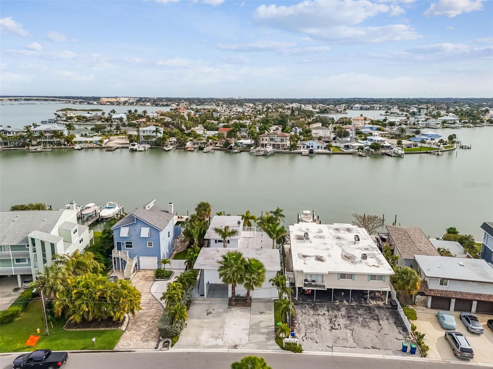 Image 59 of 66 For 2411 Bay Boulevard 3