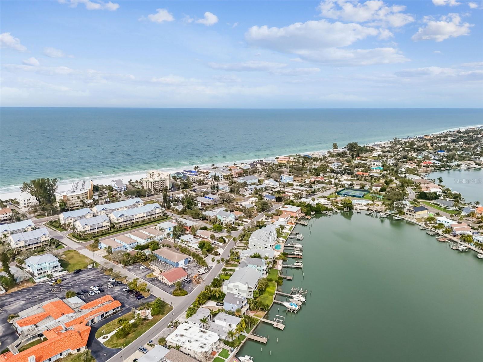 Image 62 of 66 For 2411 Bay Boulevard 3