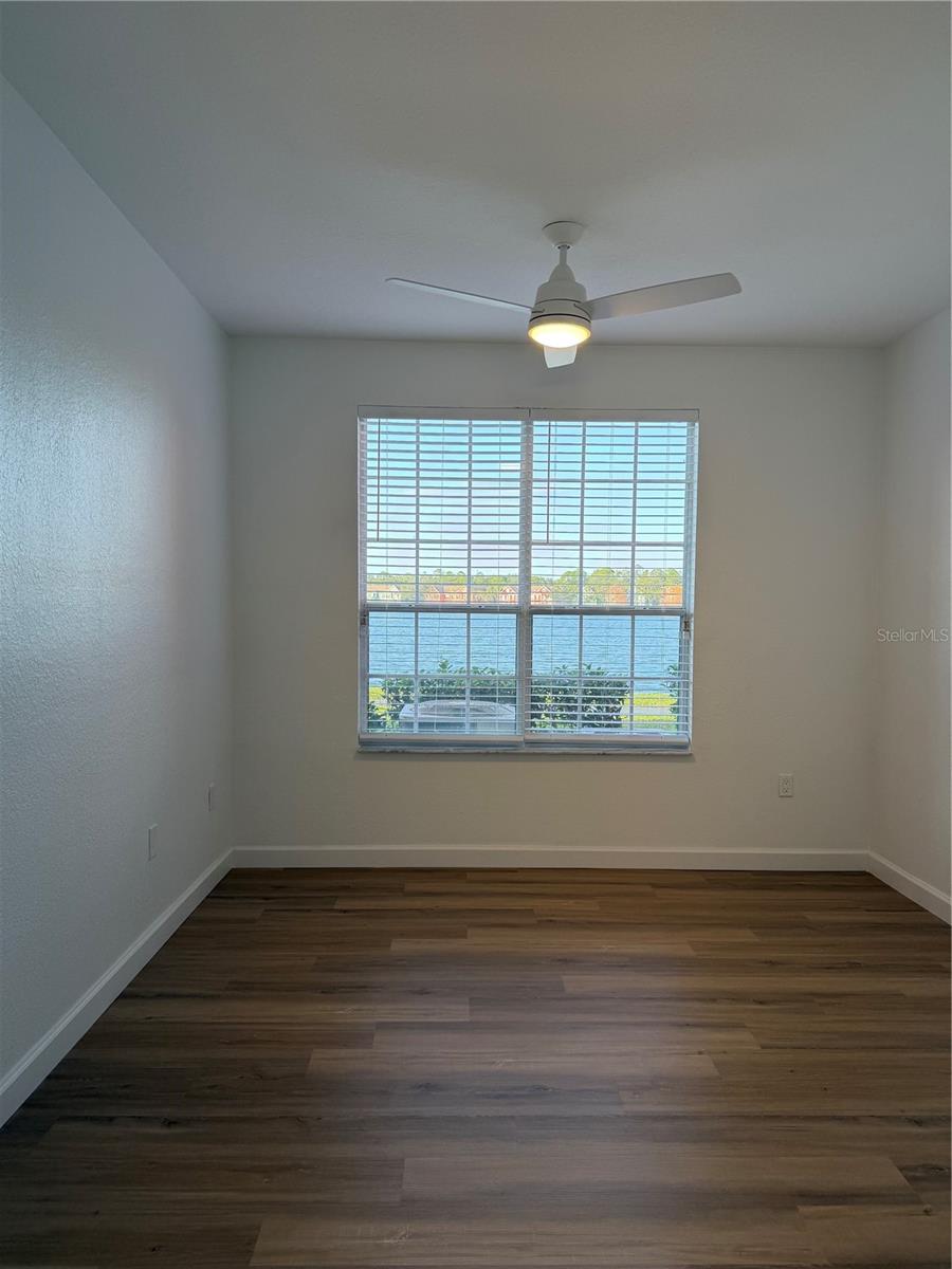 Image 10 of 26 For 9818 Lake Chase Island Way 9818