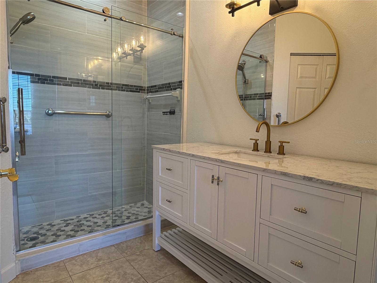 Image 11 of 26 For 9818 Lake Chase Island Way 9818