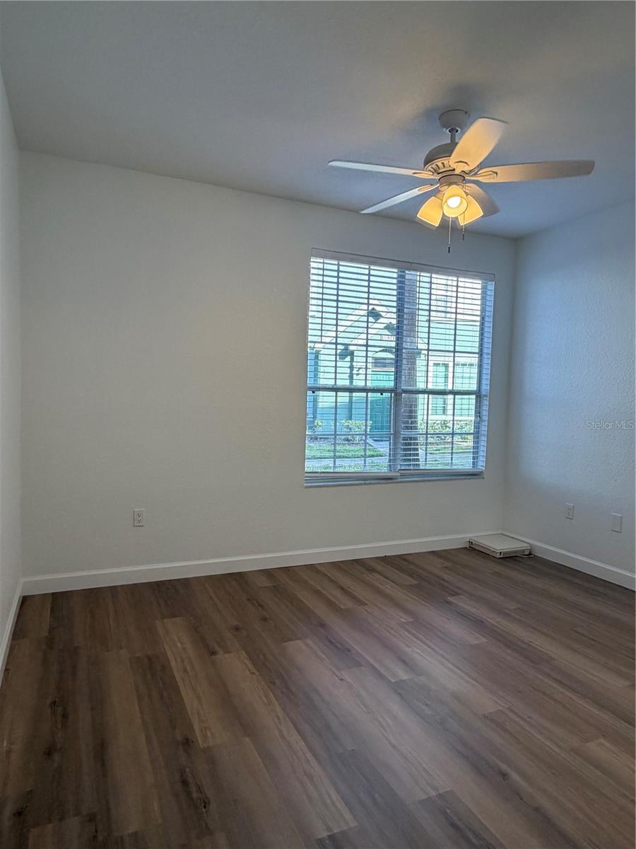 Image 14 of 26 For 9818 Lake Chase Island Way 9818