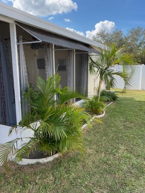 Image 3 of 28 For 72 Pindo Palm Street W