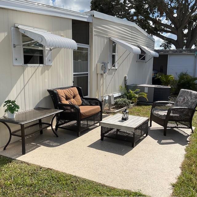 Image 5 of 28 For 72 Pindo Palm Street W