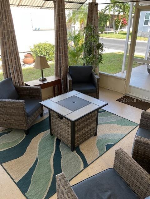 Image 7 of 28 For 72 Pindo Palm Street W