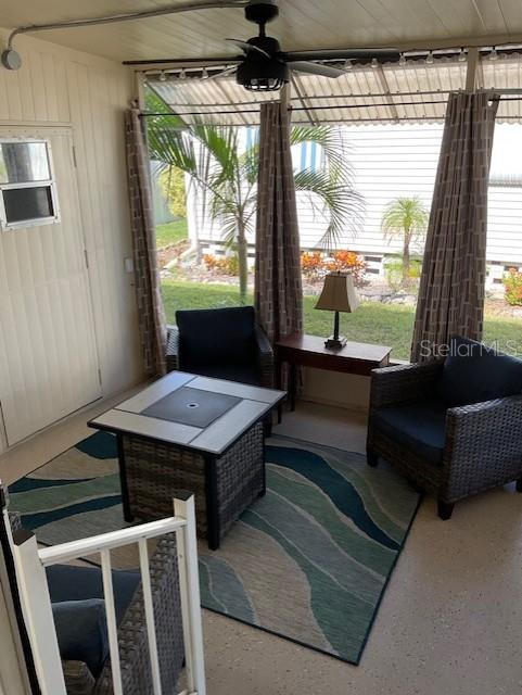 Image 9 of 28 For 72 Pindo Palm Street W