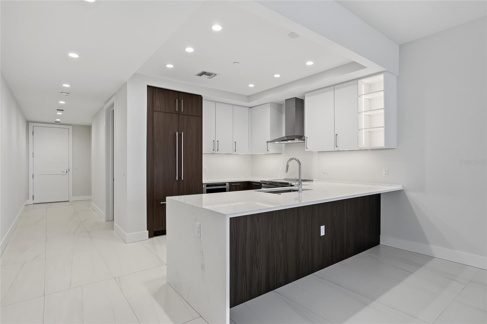 Image 13 of 99 For 275 1st Ave S  1804