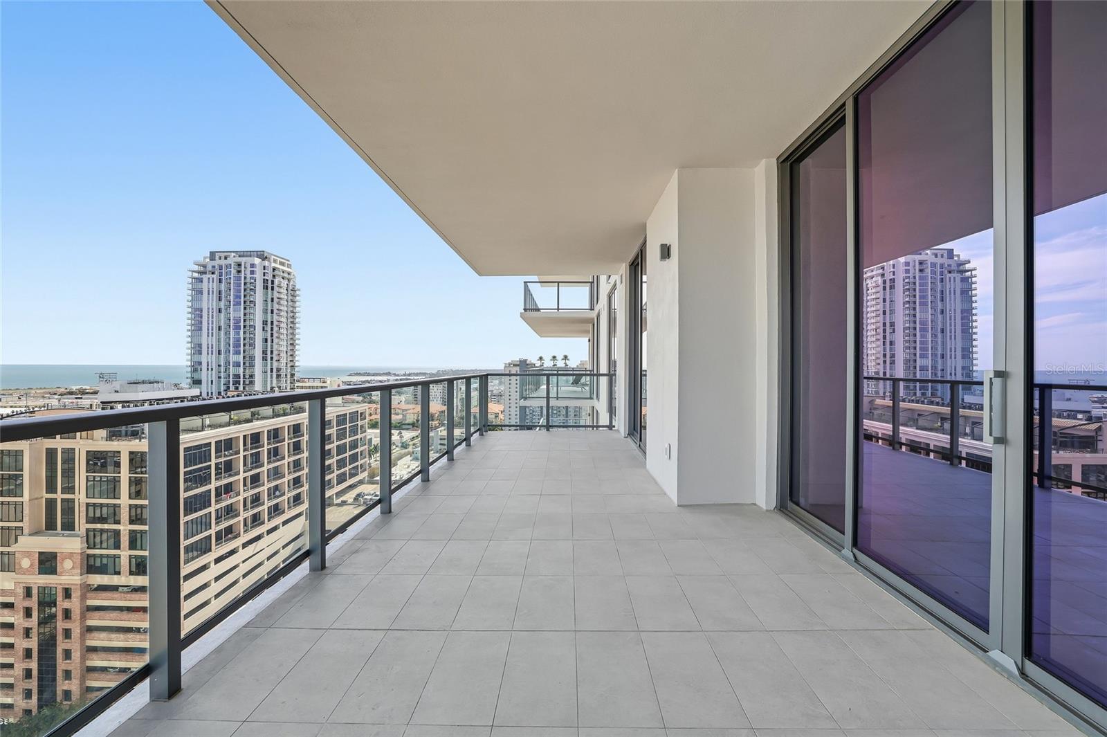 Image 37 of 99 For 275 1st Ave S  1804