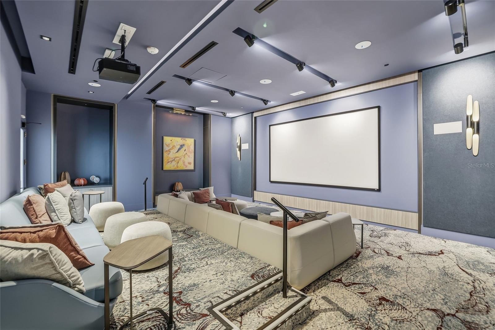 Image 57 of 99 For 275 1st Ave S  1804