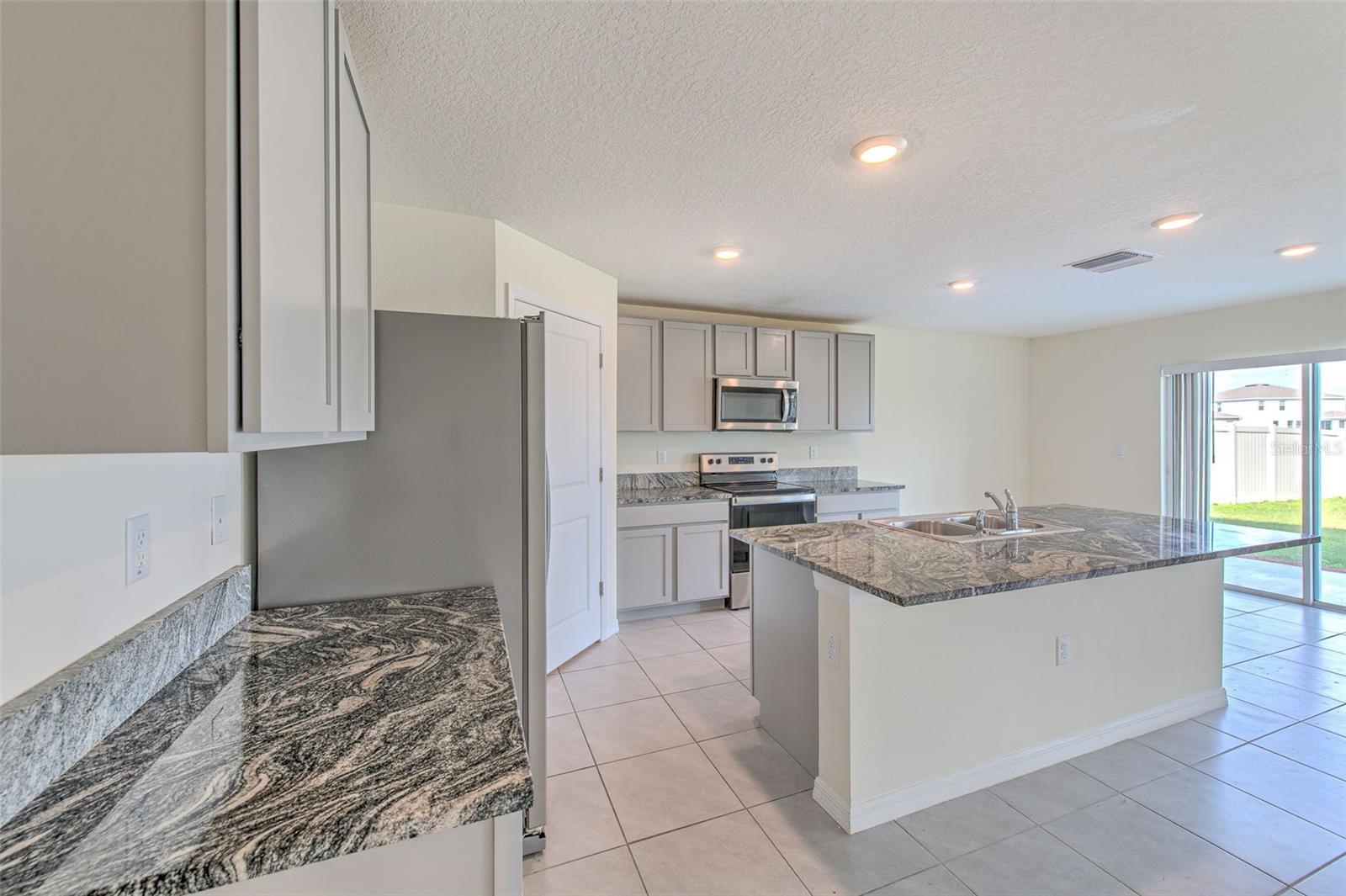 Image 26 of 52 For 3710 Capri Coast Drive