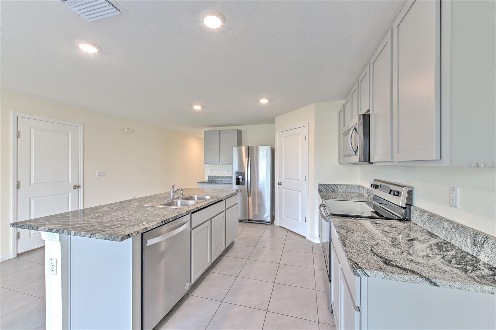 Image 30 of 52 For 3710 Capri Coast Drive