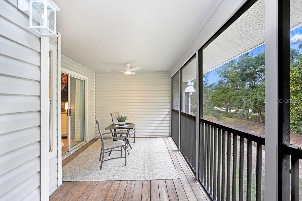 Image 16 of 20 For 3212 Valley Oaks Drive 3212