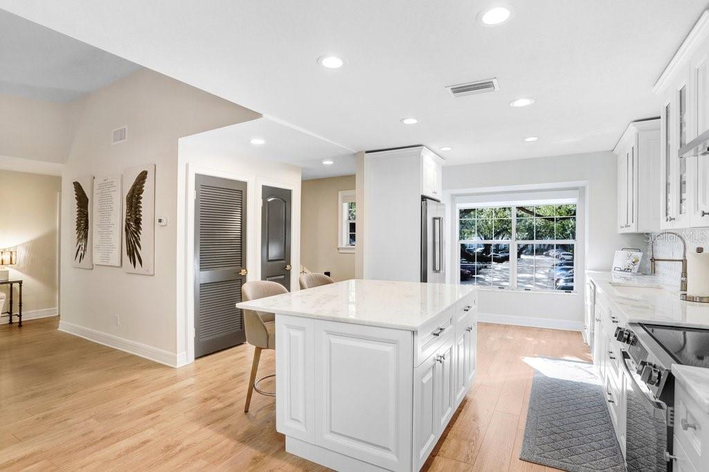 Image 2 of 20 For 3212 Valley Oaks Drive 3212