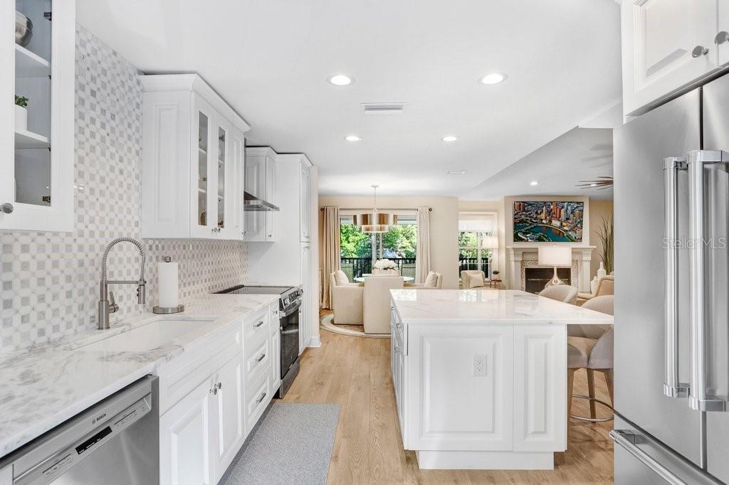 Image 4 of 20 For 3212 Valley Oaks Drive 3212