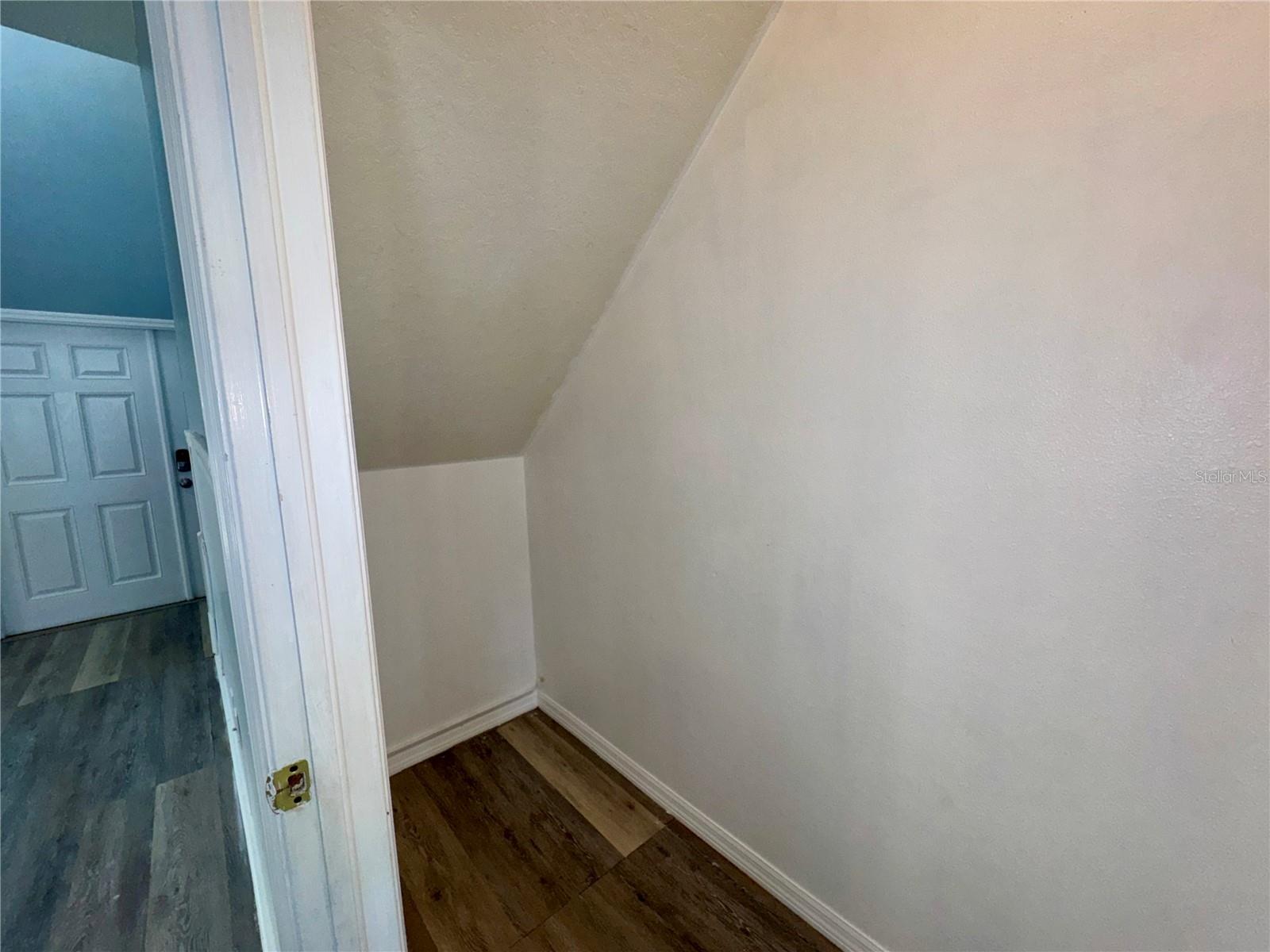 Image 15 of 64 For 18403 Fish Loop