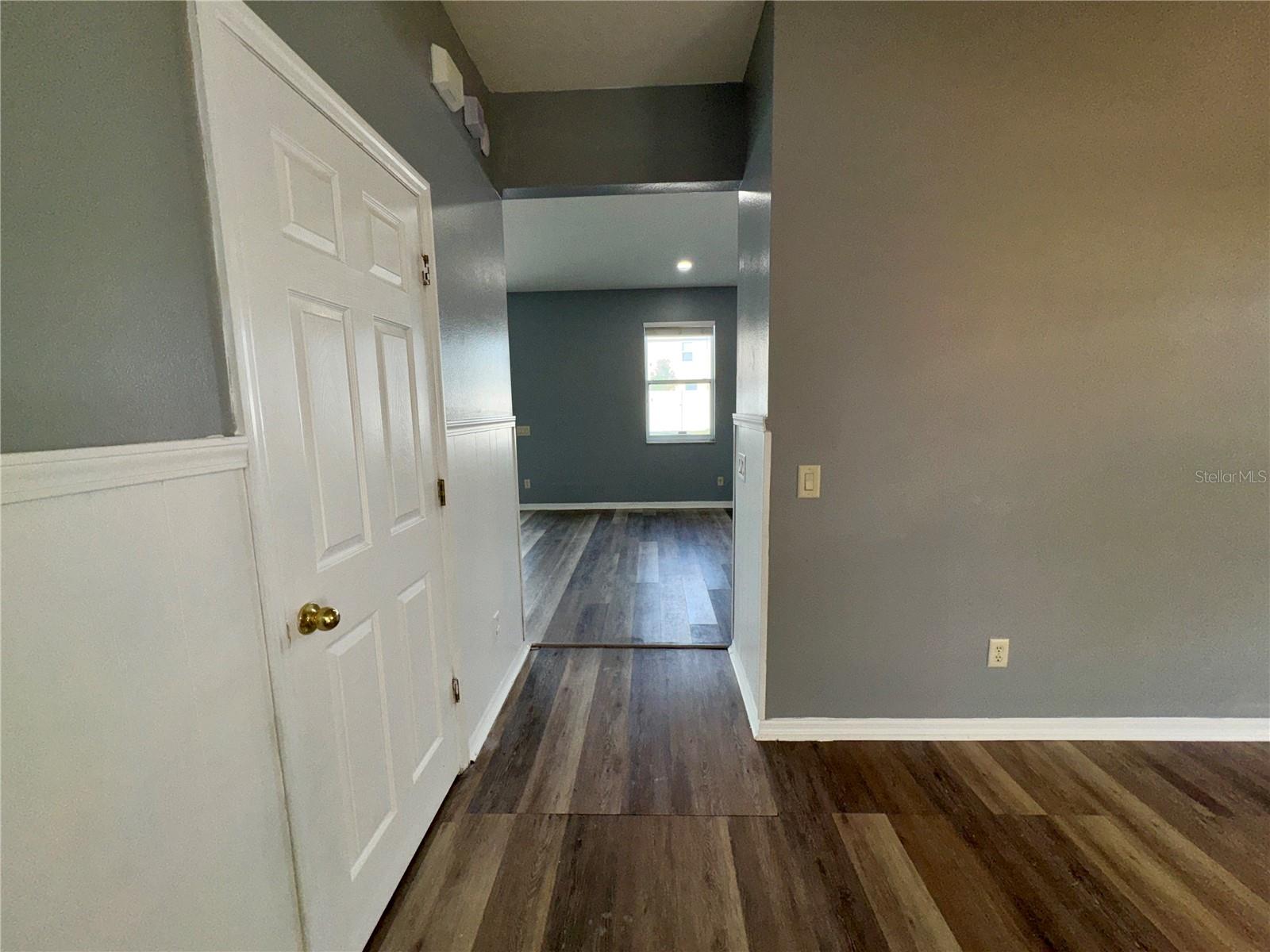 Image 16 of 64 For 18403 Fish Loop