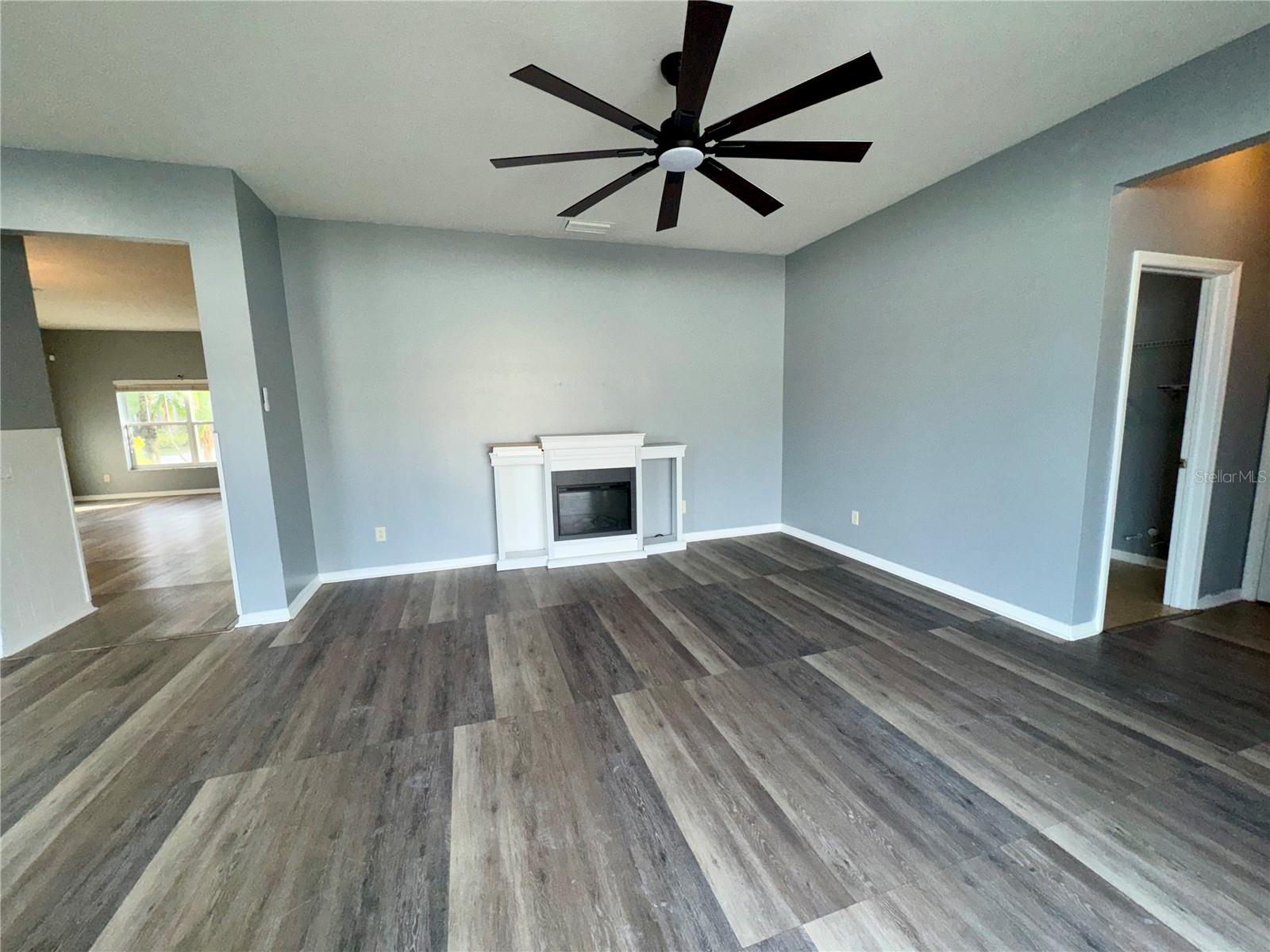 Image 24 of 64 For 18403 Fish Loop