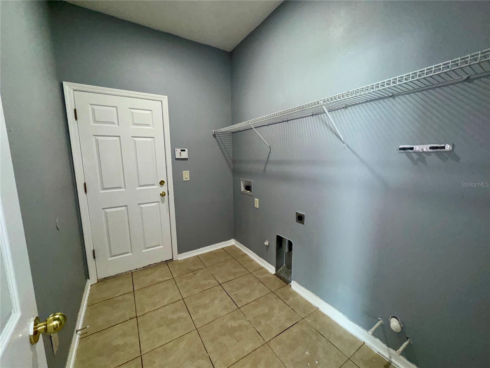 Image 27 of 64 For 18403 Fish Loop