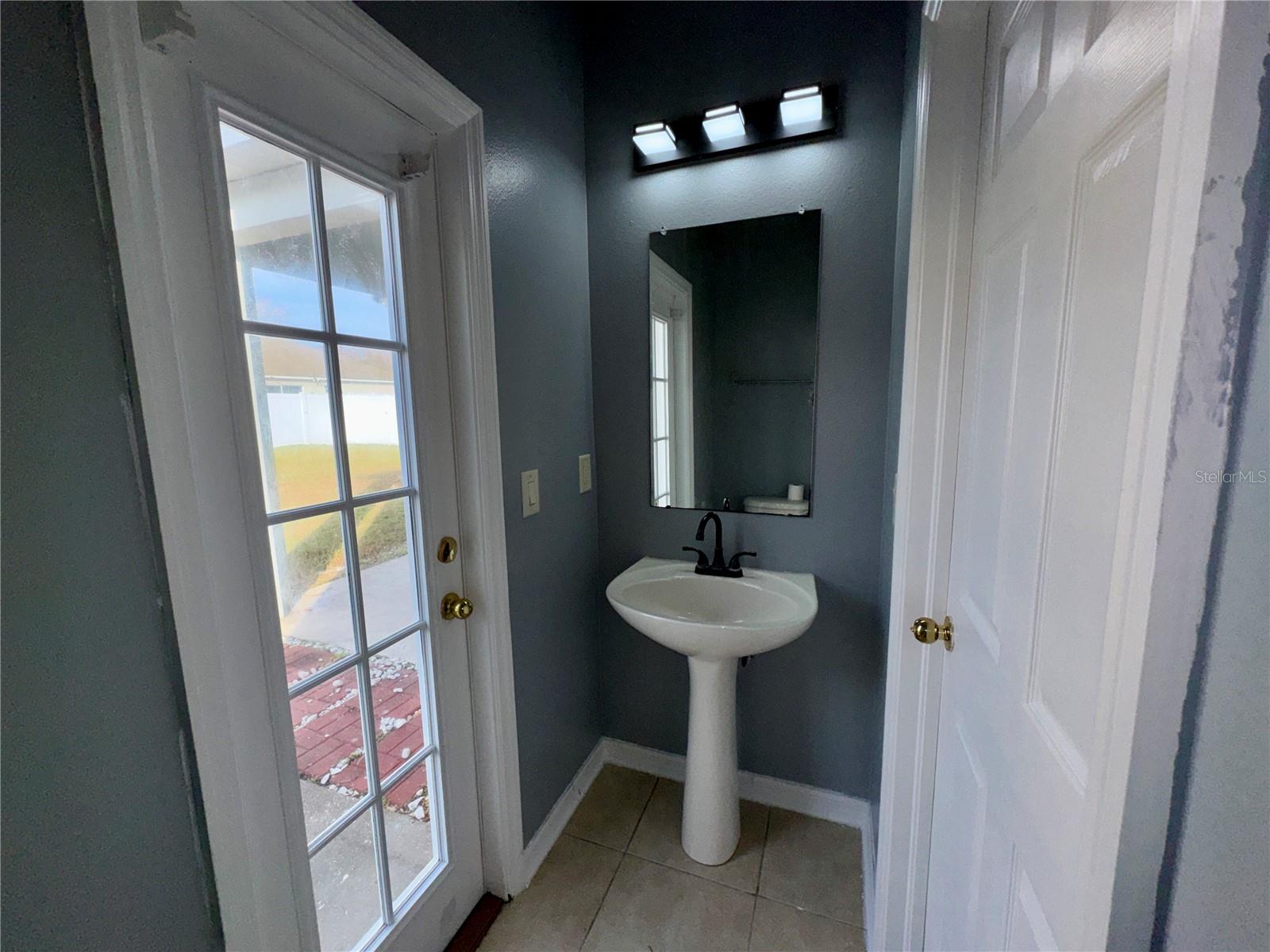 Image 29 of 64 For 18403 Fish Loop