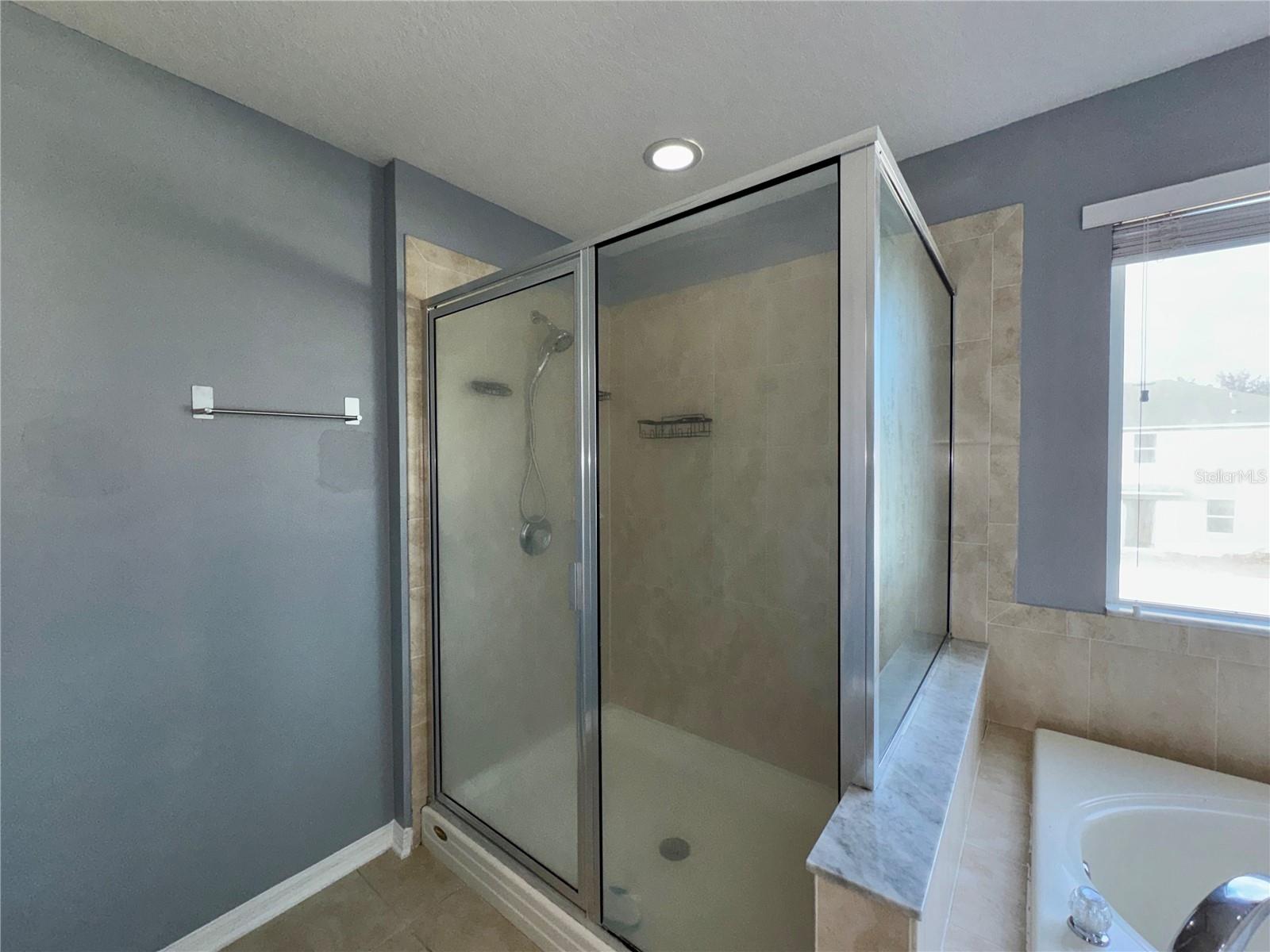 Image 41 of 64 For 18403 Fish Loop