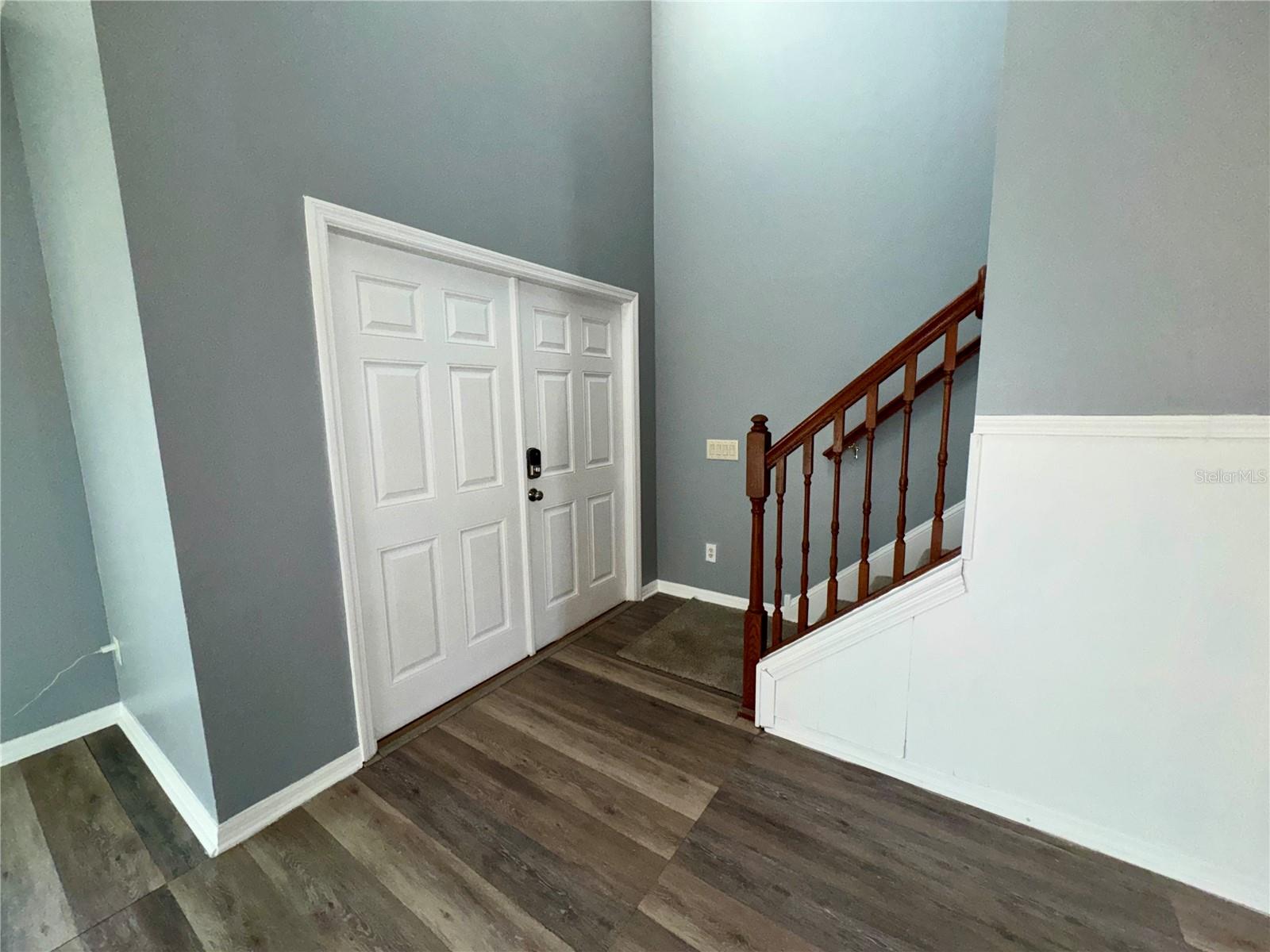 Image 9 of 64 For 18403 Fish Loop