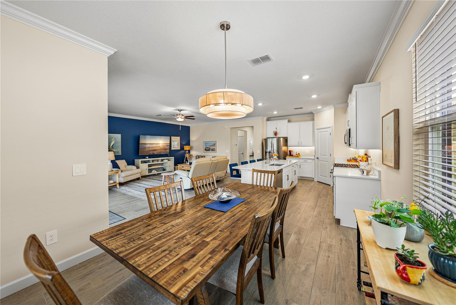 Image 22 of 63 For 17418 Holly Well Avenue