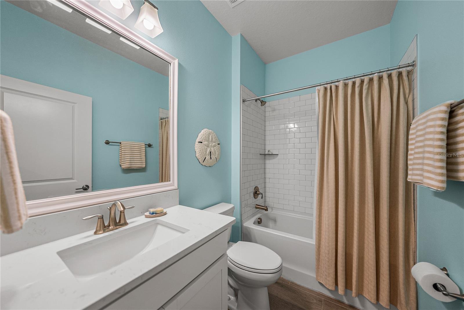 Image 28 of 63 For 17418 Holly Well Avenue