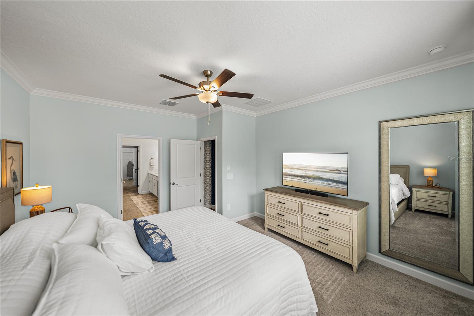 Image 32 of 63 For 17418 Holly Well Avenue