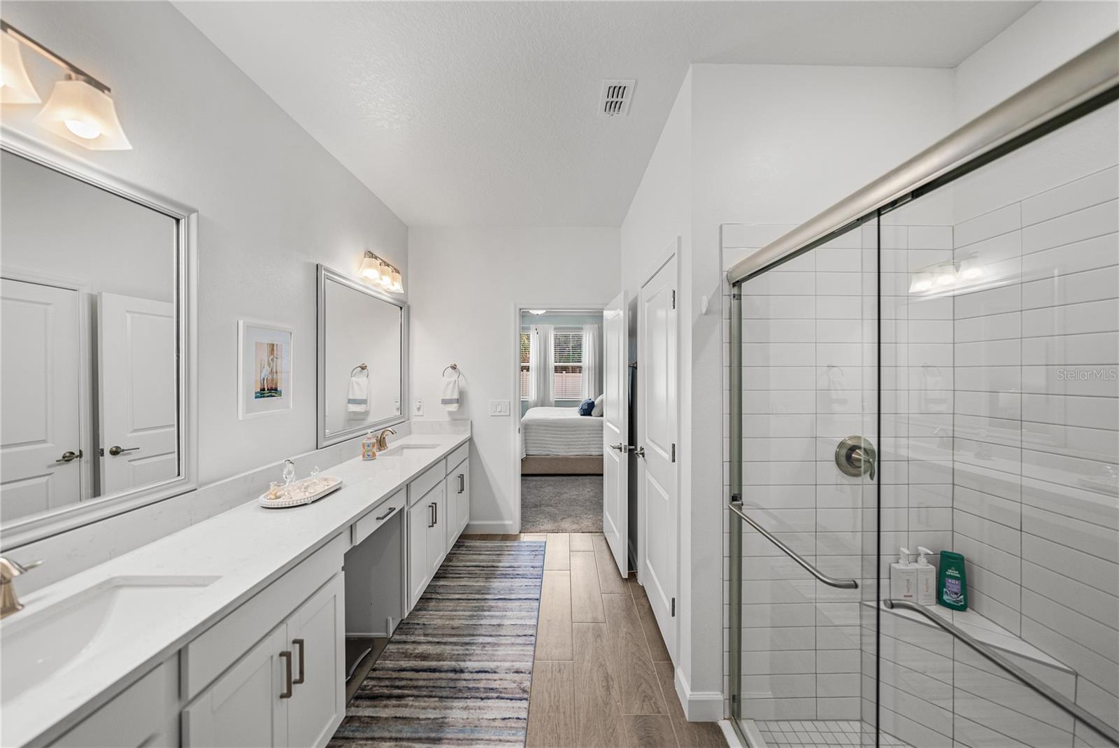 Image 36 of 63 For 17418 Holly Well Avenue