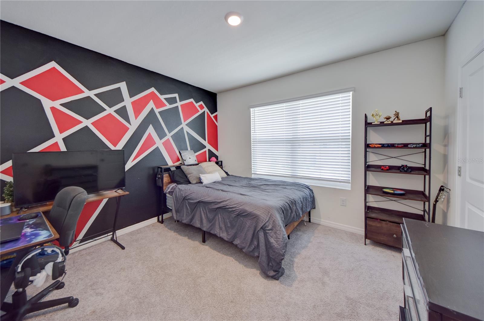 Image 25 of 44 For 32624 Kobuk Valley Avenue