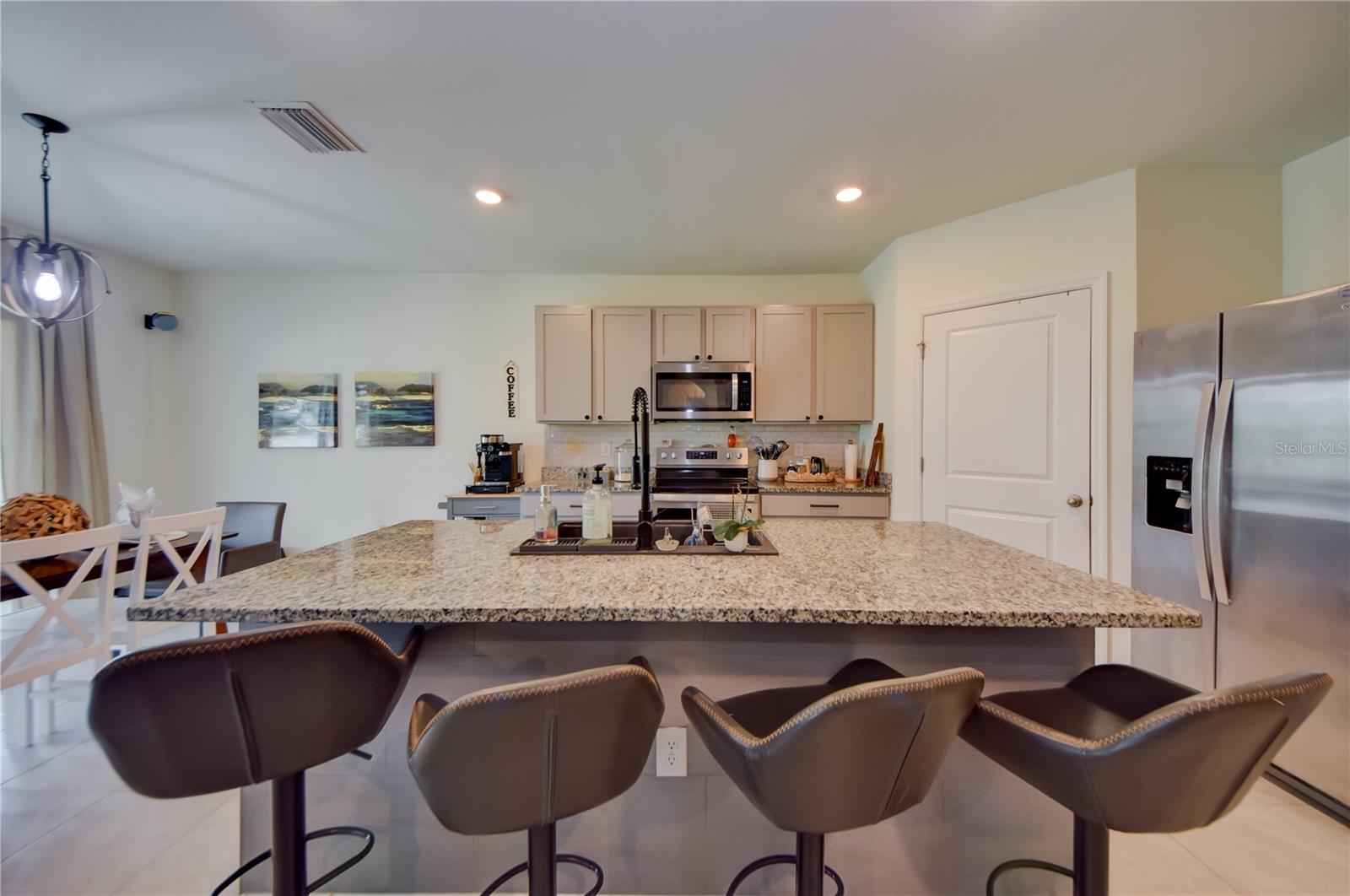 Image 9 of 44 For 32624 Kobuk Valley Avenue