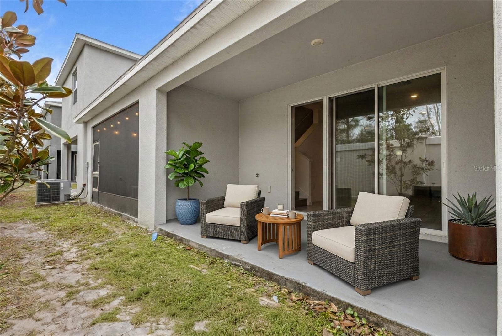 Image 11 of 38 For 2926 Suncoast Plains Drive