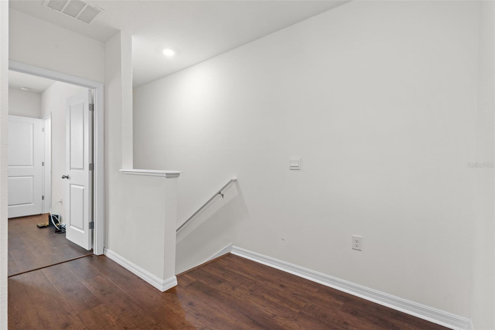 Image 21 of 38 For 2926 Suncoast Plains Drive