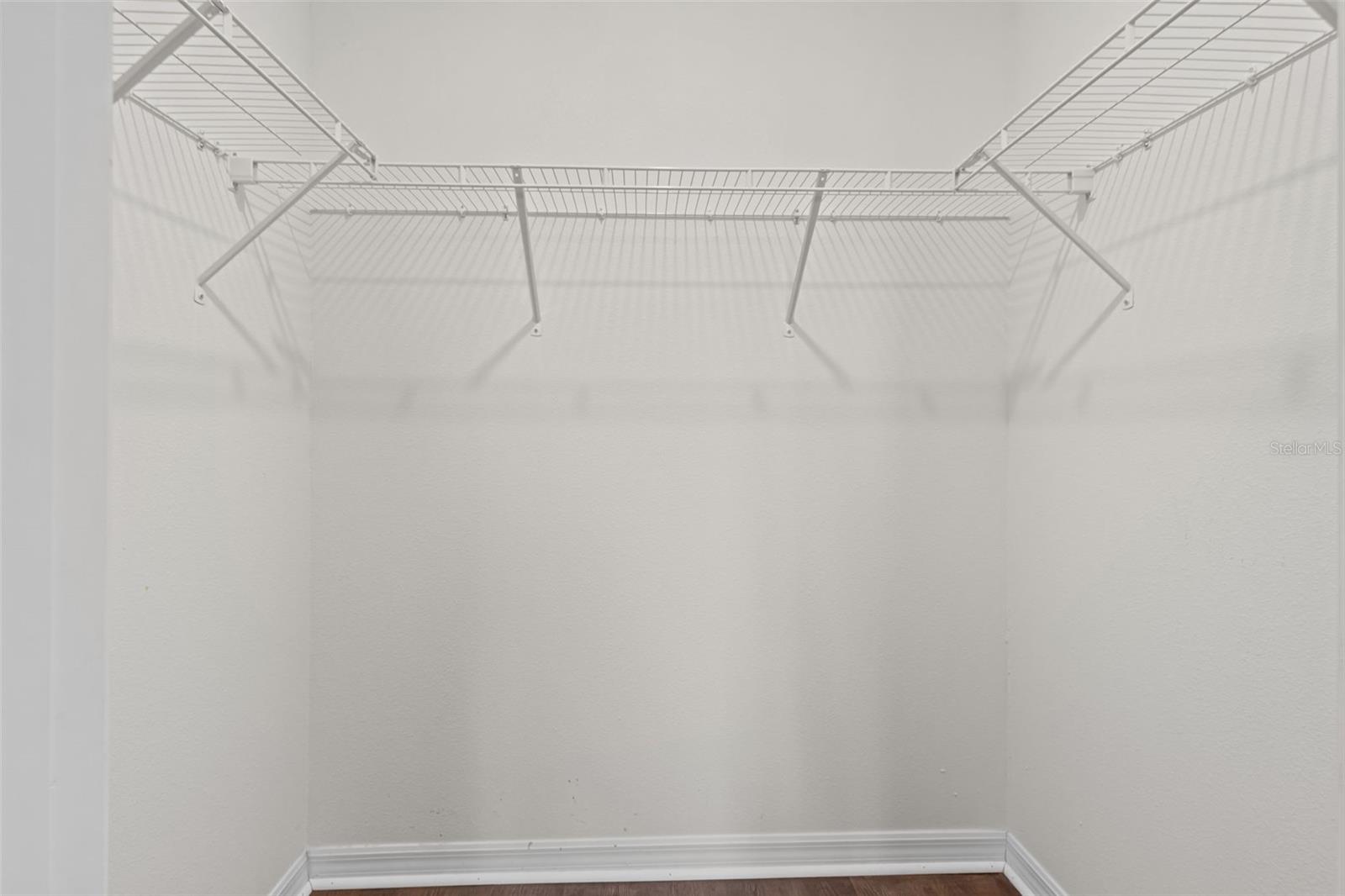 Image 24 of 38 For 2926 Suncoast Plains Drive