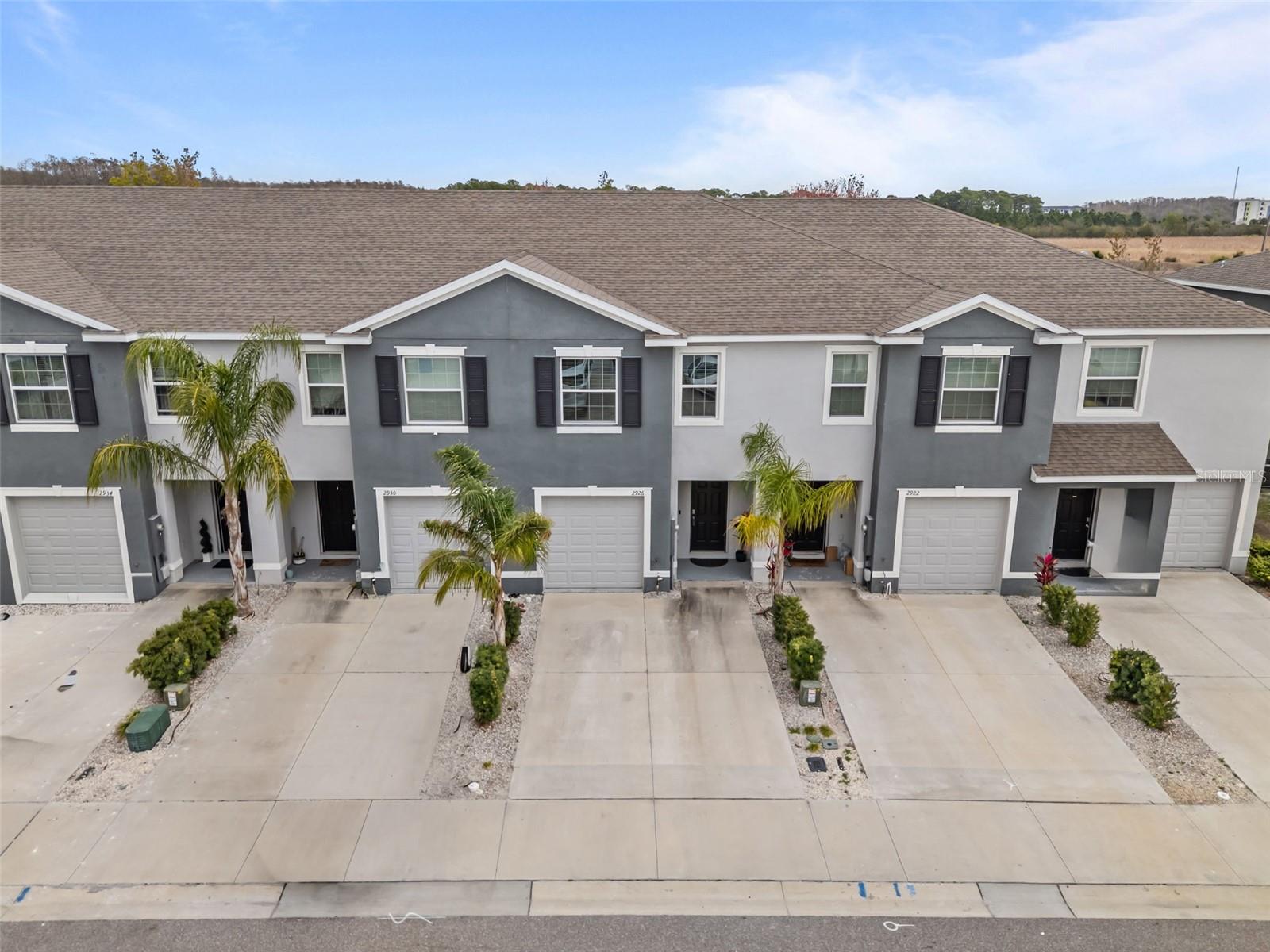 Image 31 of 38 For 2926 Suncoast Plains Drive