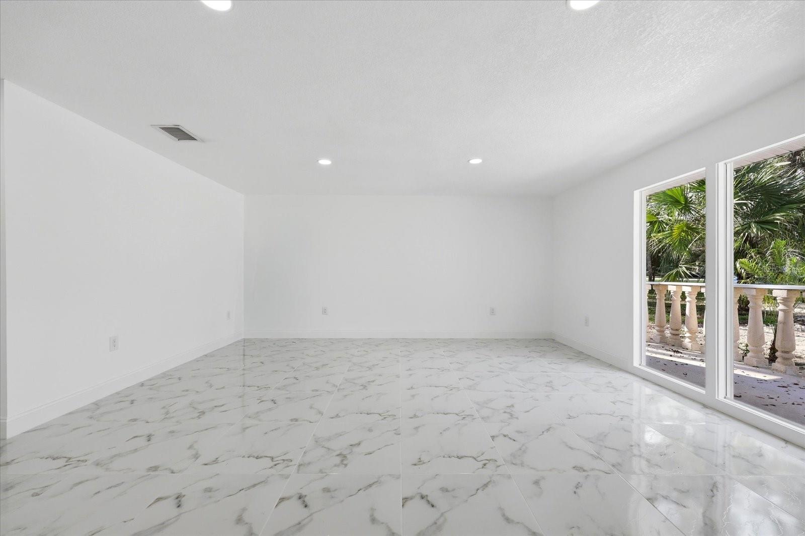 Image 15 of 42 For 286 Broad Street