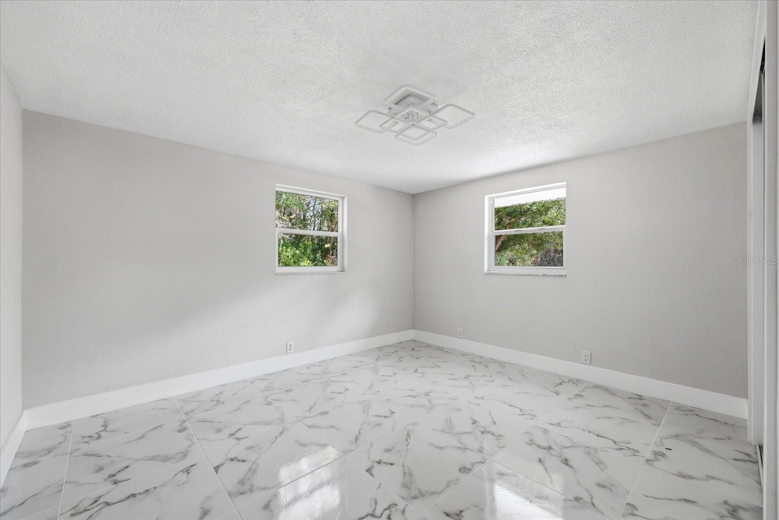 Image 27 of 42 For 286 Broad Street