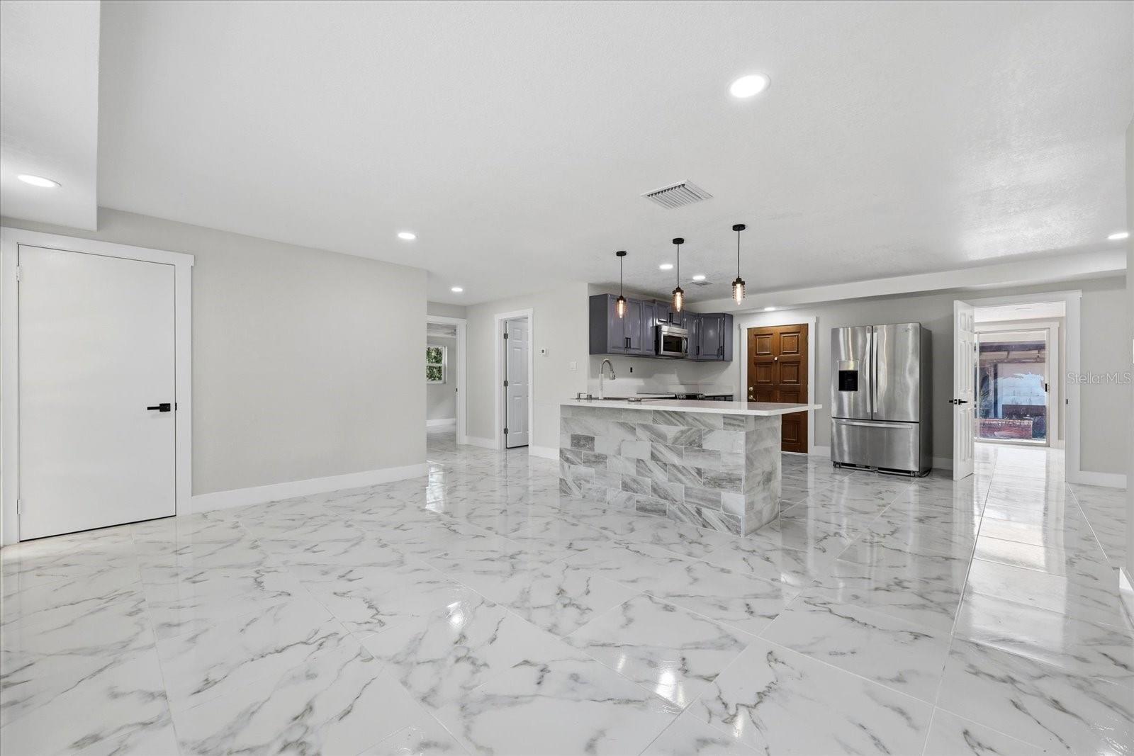 Image 8 of 42 For 286 Broad Street