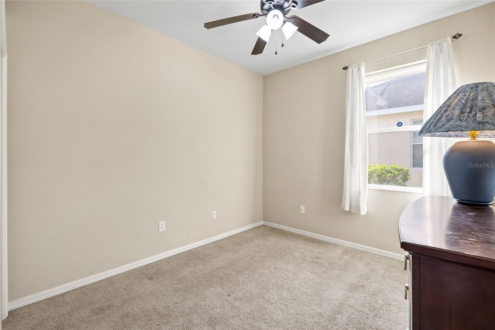 Image 25 of 49 For 10925 Rockledge View Drive