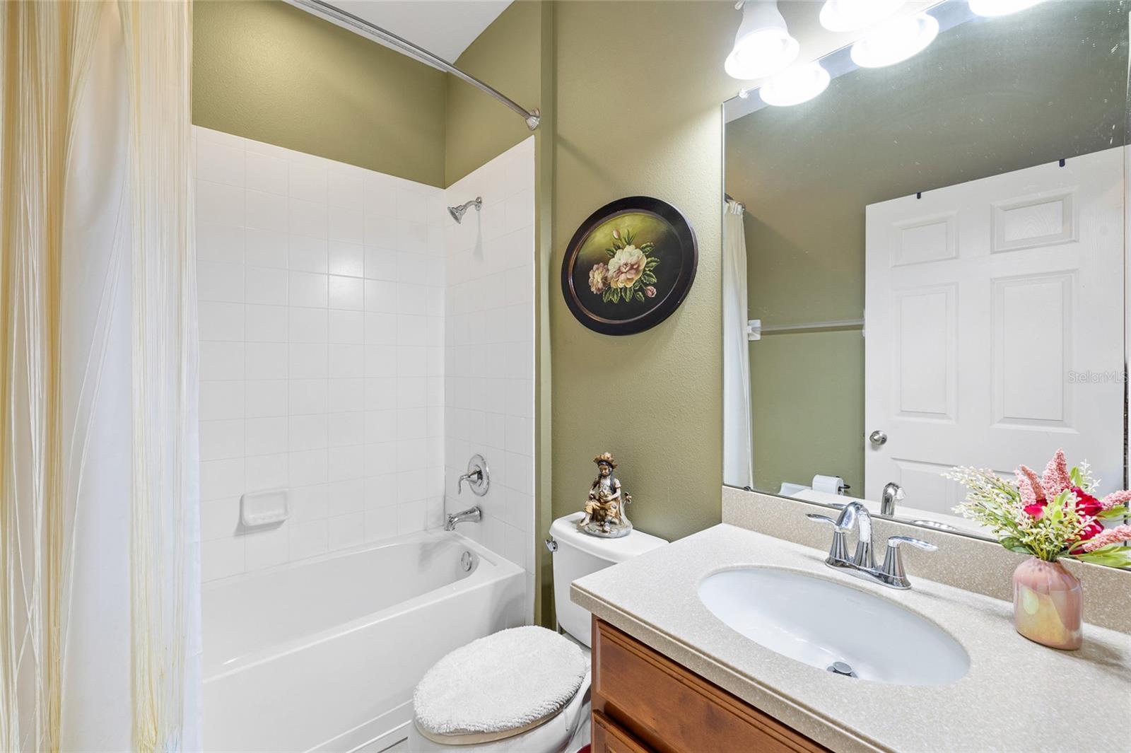 Image 27 of 49 For 10925 Rockledge View Drive