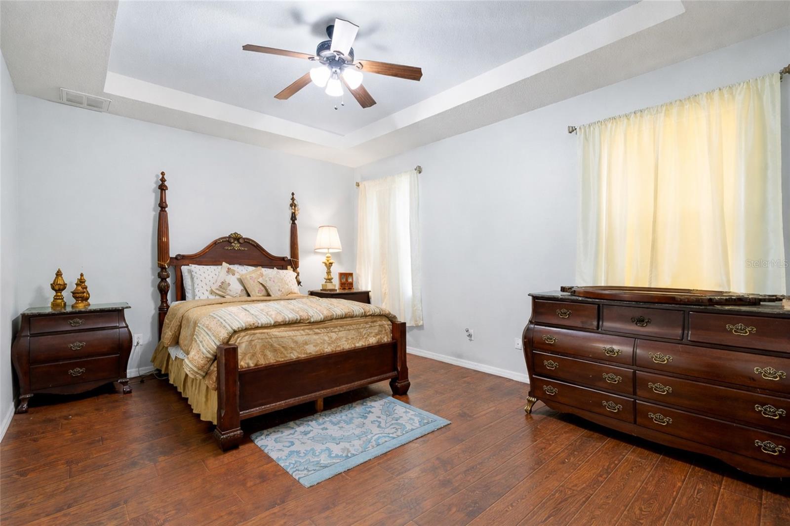 Image 28 of 49 For 10925 Rockledge View Drive