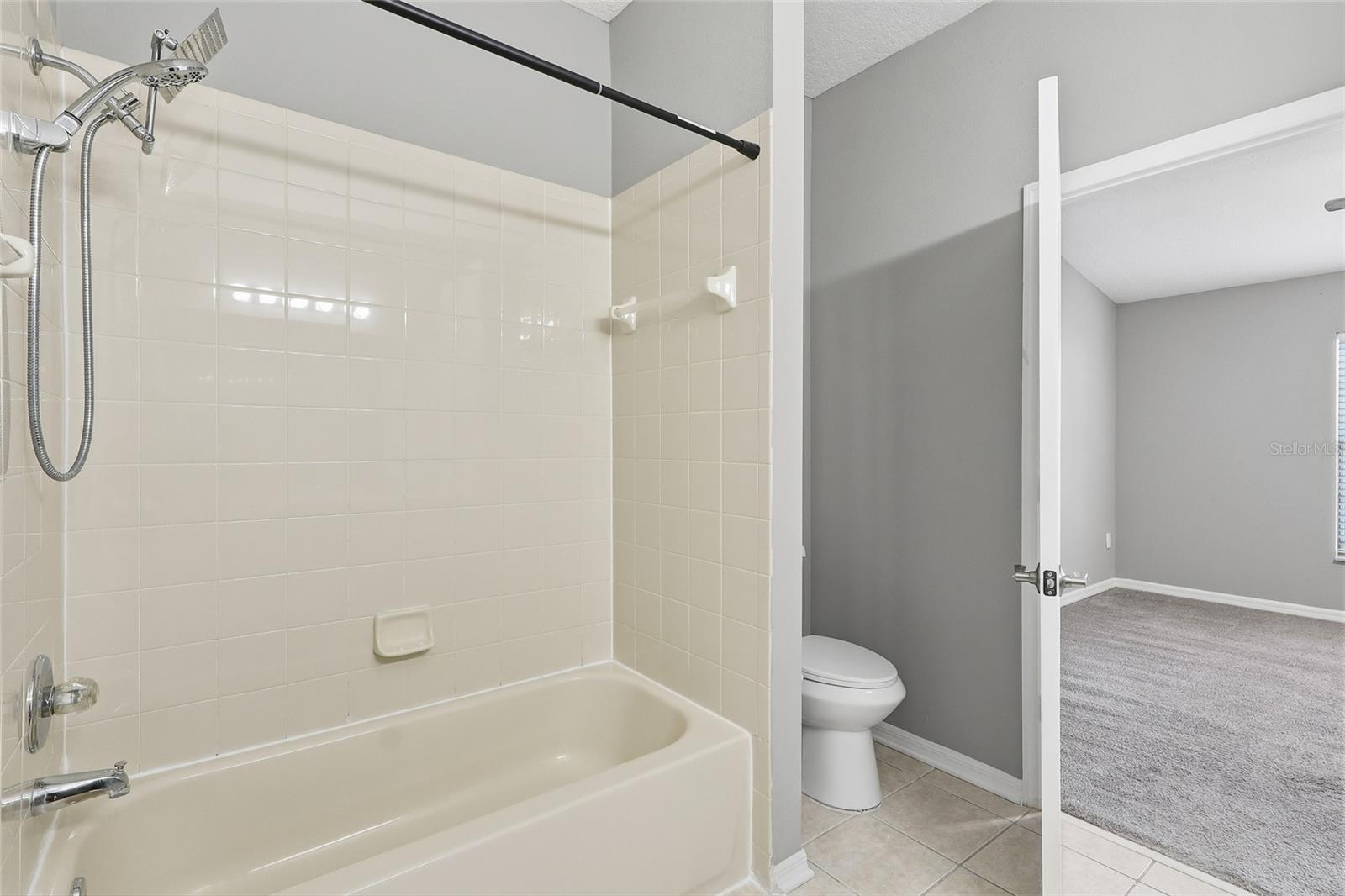 Image 17 of 27 For 3403 High Hampton Circle