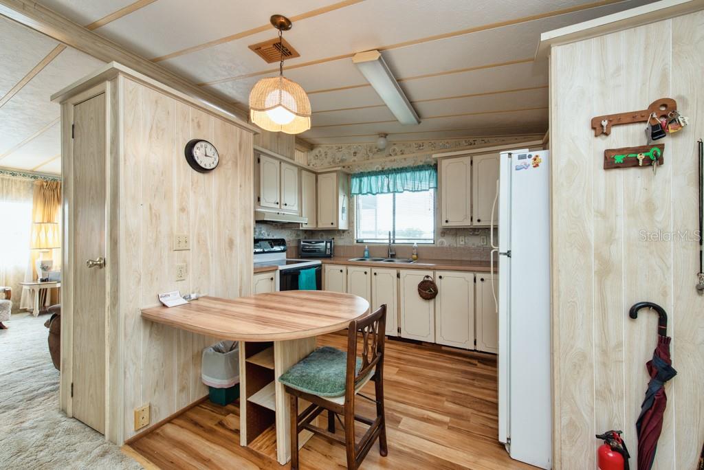 Image 7 of 35 For 7152 El Torro Street