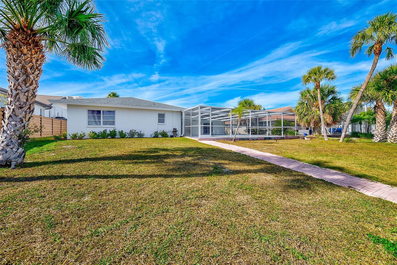 Image 52 of 74 For 767 Island Way