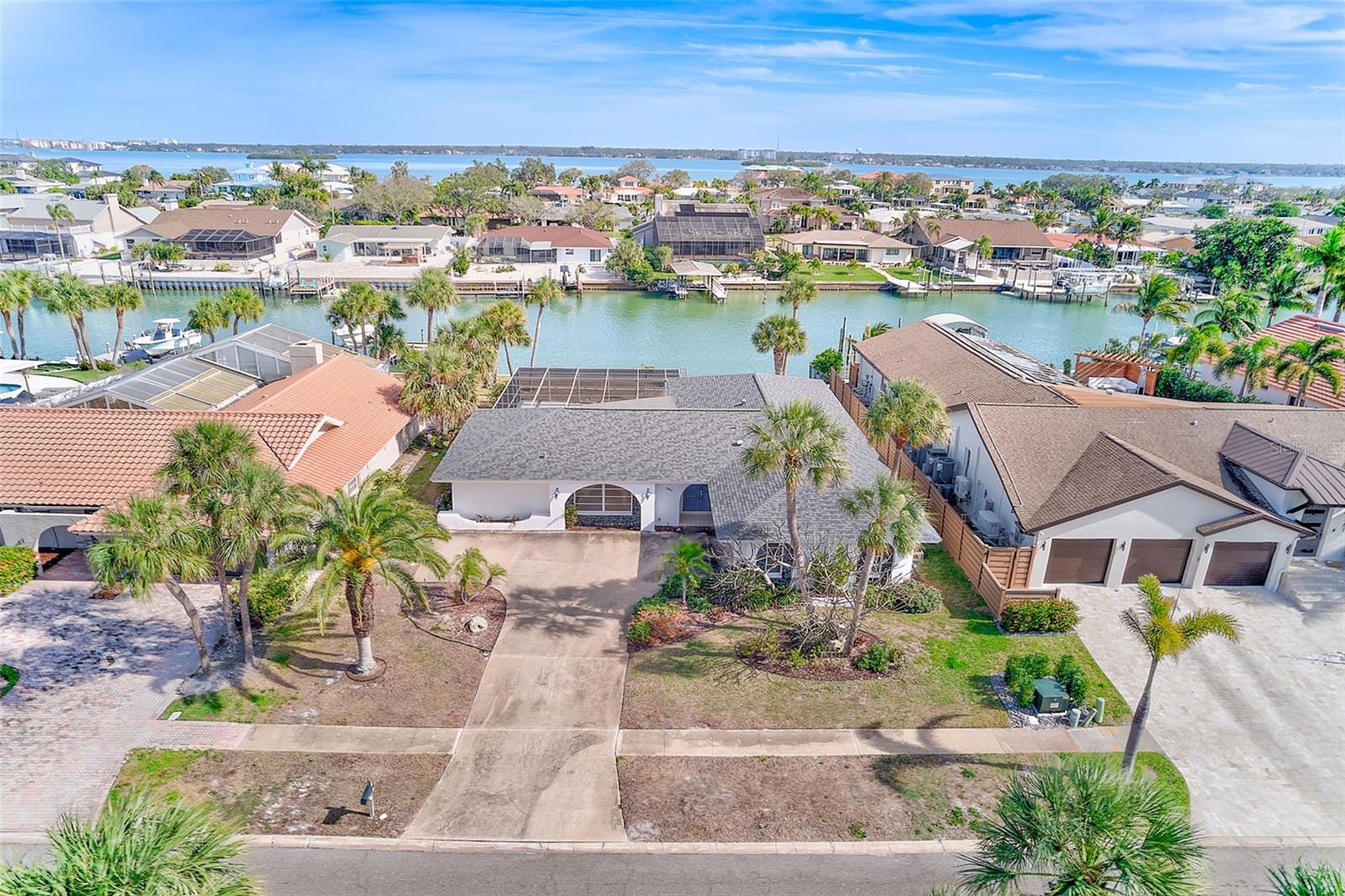 Image 68 of 74 For 767 Island Way