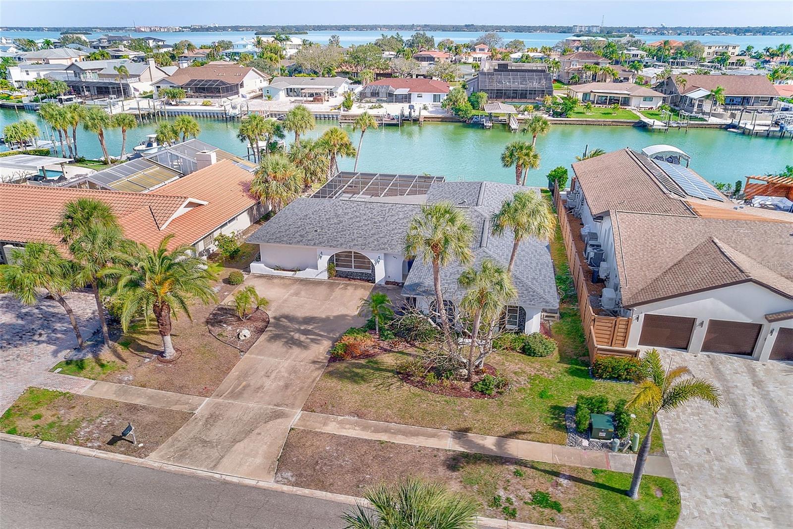 Image 69 of 74 For 767 Island Way