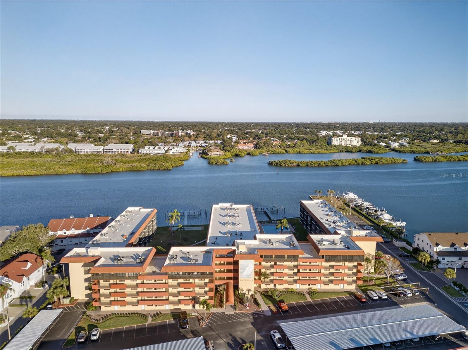 Image 18 of 22 For 19701 Gulf Boulevard 125